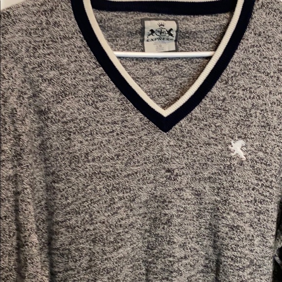 Gently used Express Men’s Sweater - Picture 3 of 6